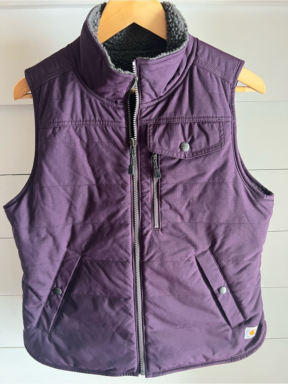 Carhartt Women’s Plum Quilted Sherpa-Lined Reversible Utility Vest Size Small